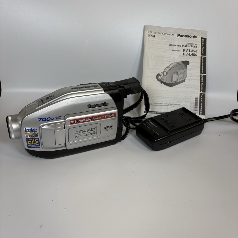 Panasonic PV-L354 Palmcorder VHS-C Camcorder 700x Zoom Tested Works Box Extras